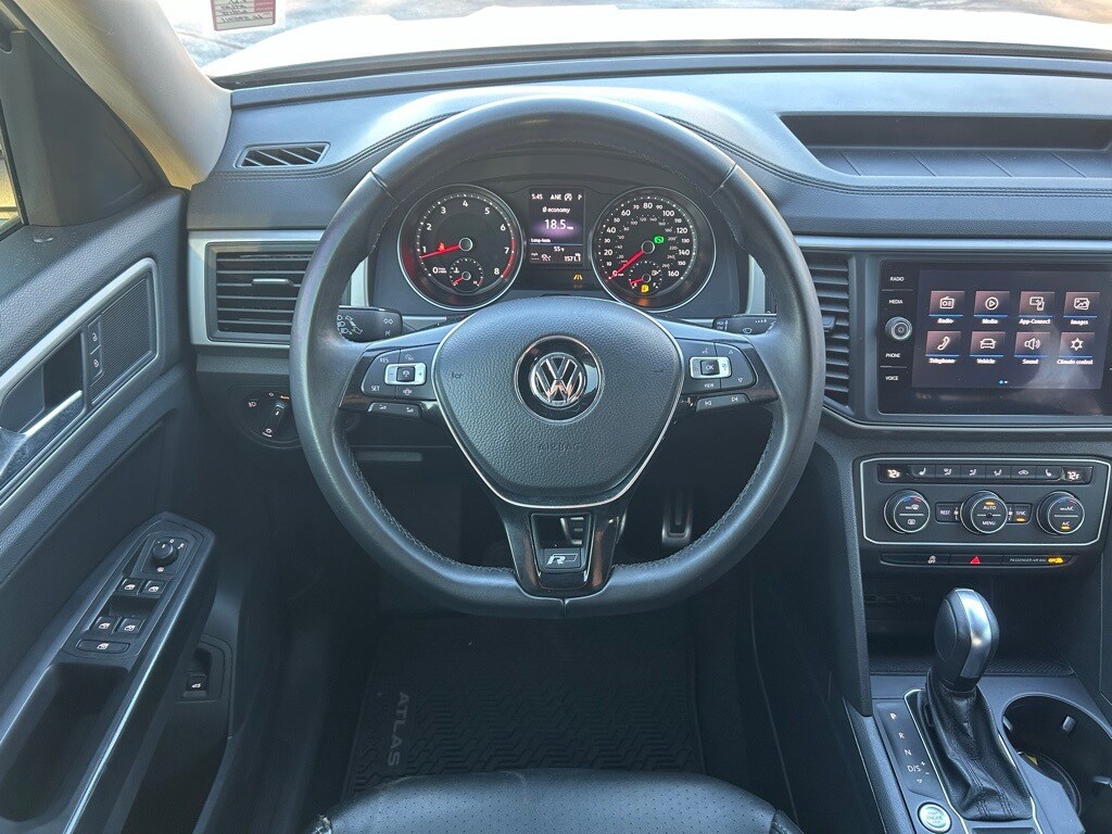 2020 Volkswagen Atlas V6 SE Technology photo 3