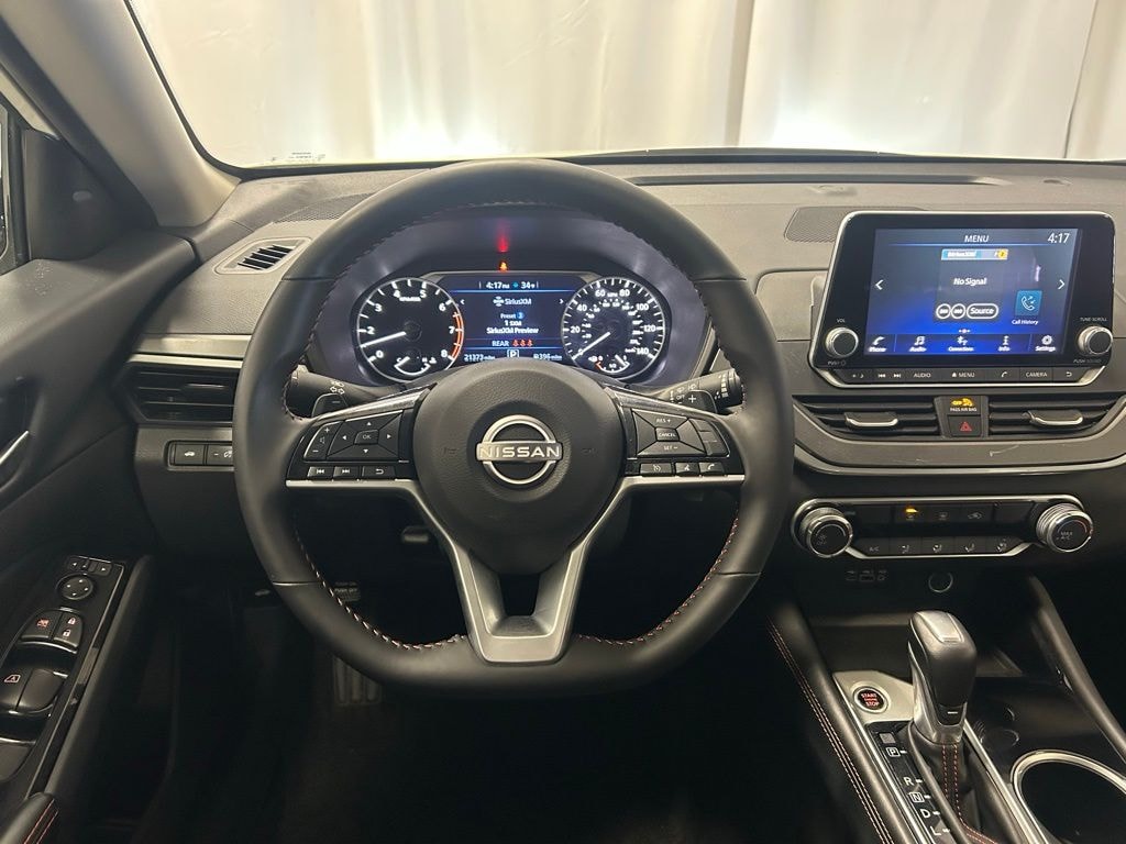 Used 2025 Nissan Altima SR Sedan
