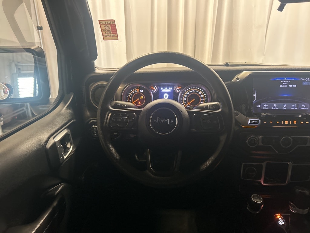 Used 2021 Jeep Gladiator Sport Truck Crew Cab