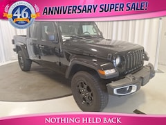 2023 Jeep Gladiator Sport Truck Crew Cab