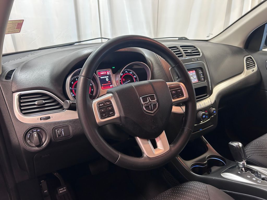 Used 2018 Dodge Journey SE with VIN 3C4PDCAB3JT497196 for sale in Fort Wayne, IN