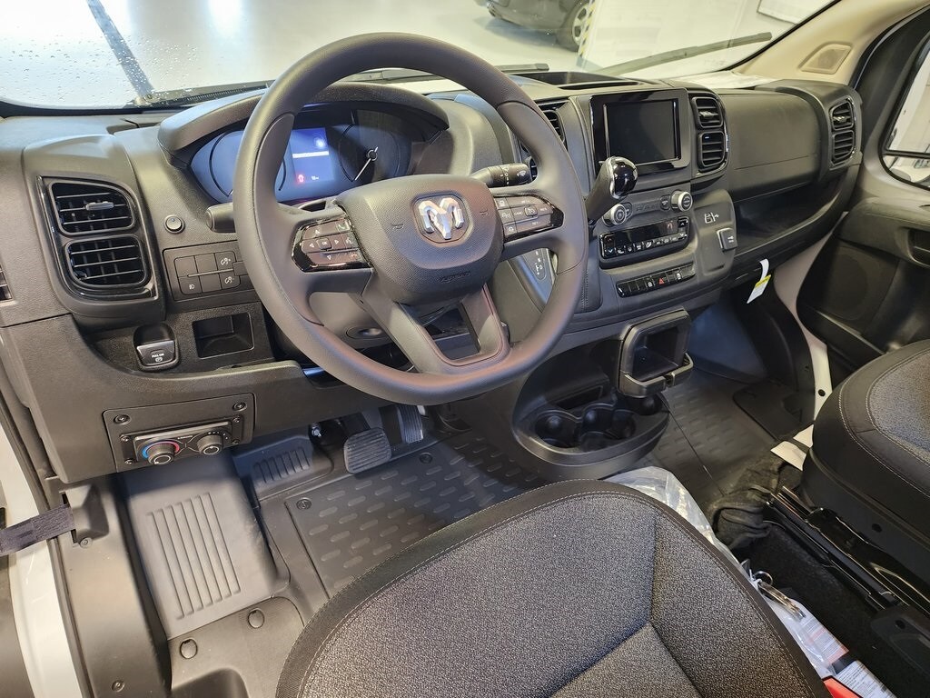 2024 Ram ProMaster 2500 Cargo Van photo 2