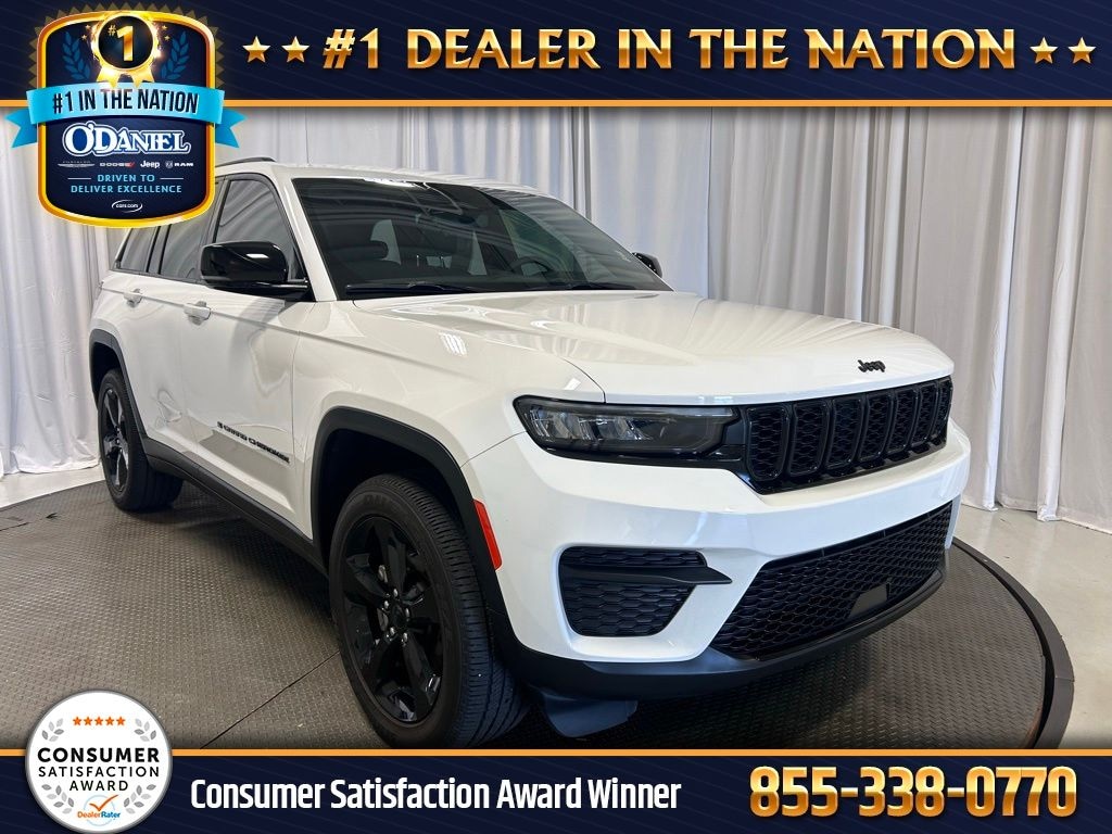 Used 2024 Jeep Grand Cherokee Laredo SUV