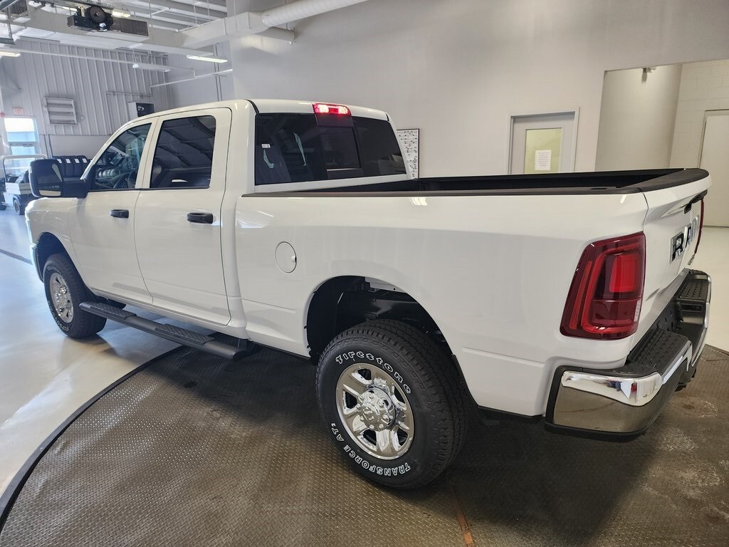 2025 Ram 2500 Tradesman photo 2