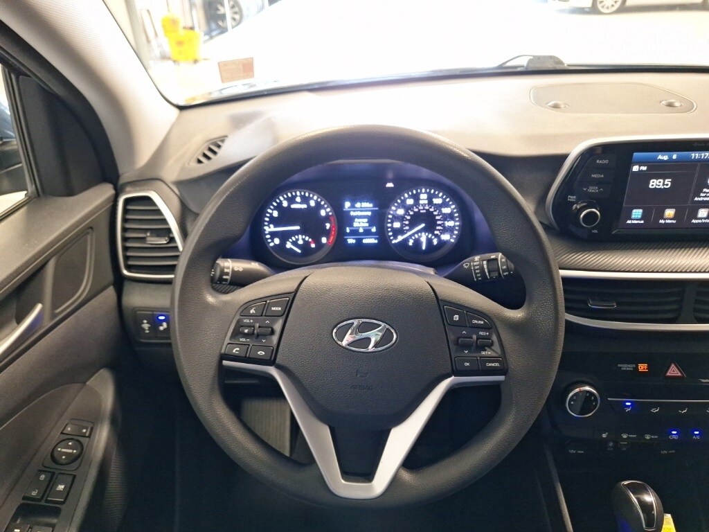 2021 Hyundai Tucson Value photo 3