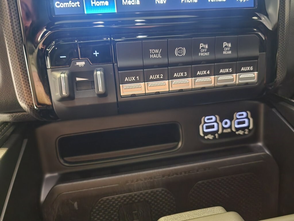 2023 Ram 2500 Limited photo 4