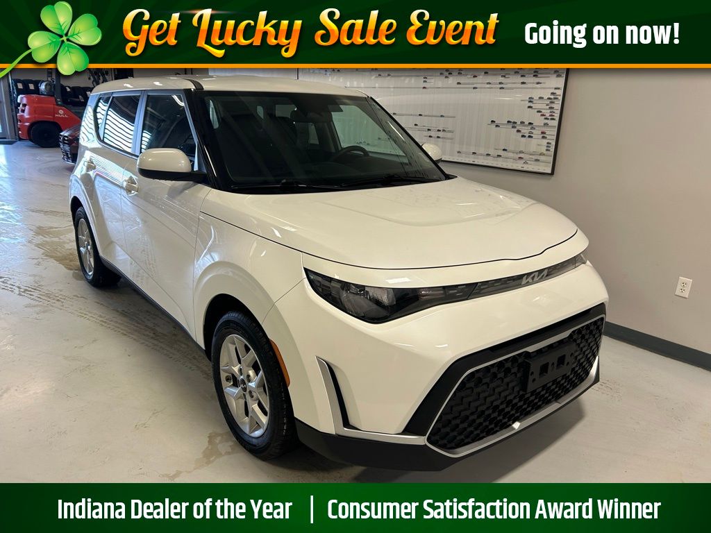 2024 Kia Soul LX