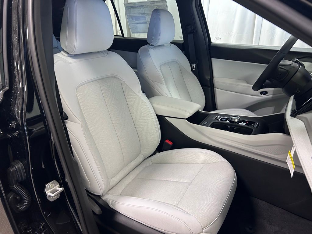 2026 Jeep Cherokee Laredo - Photo 25