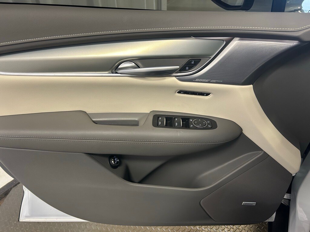 2024 Cadillac XT5 Premium Luxury photo 4