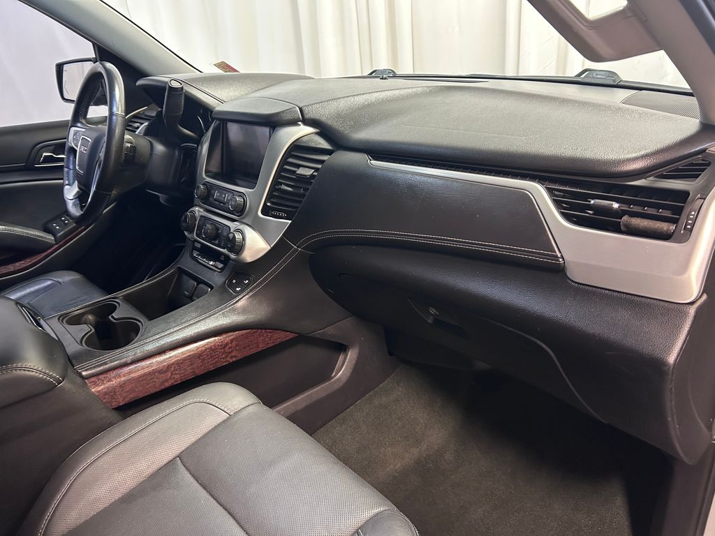 2016 GMC Yukon XL SLT - Photo 24