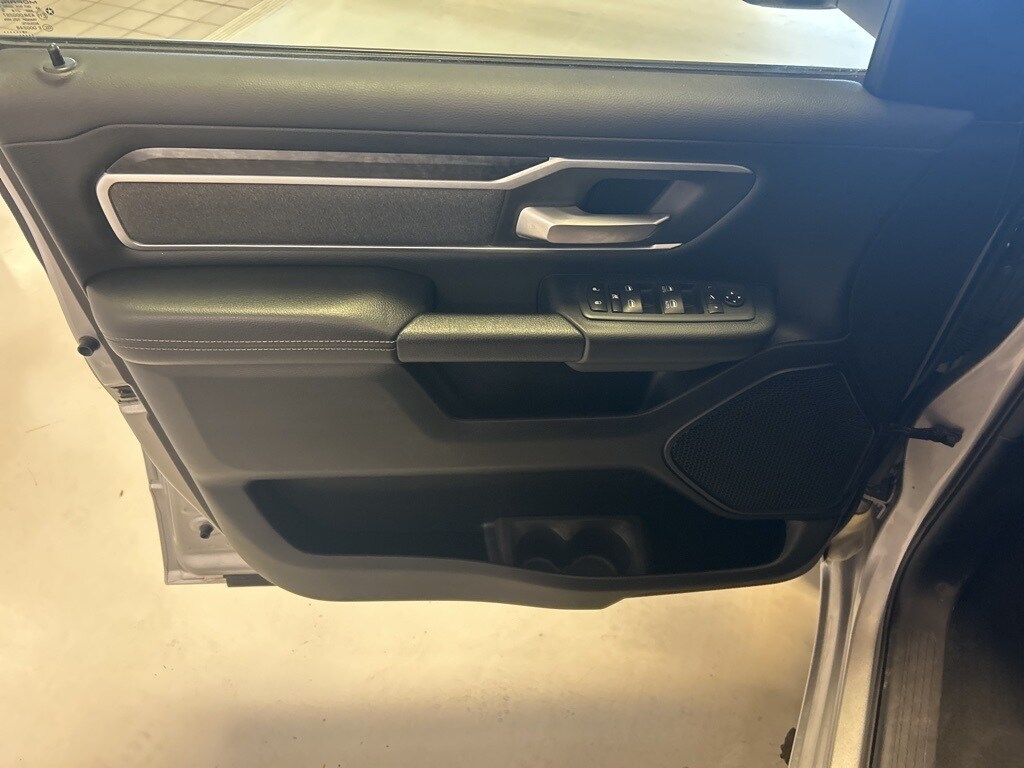 2019 Ram 1500 Big Horn Lone Star photo 4
