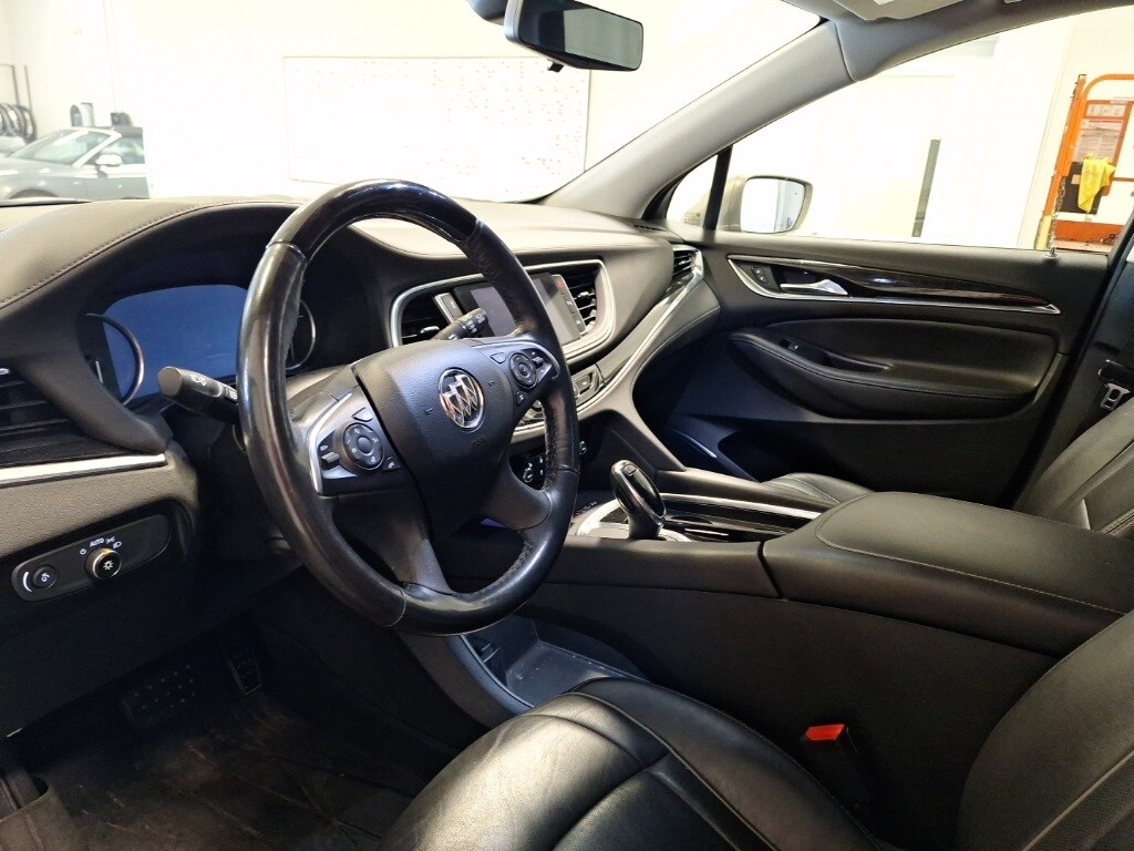 2019 Buick Enclave Avenir photo 2