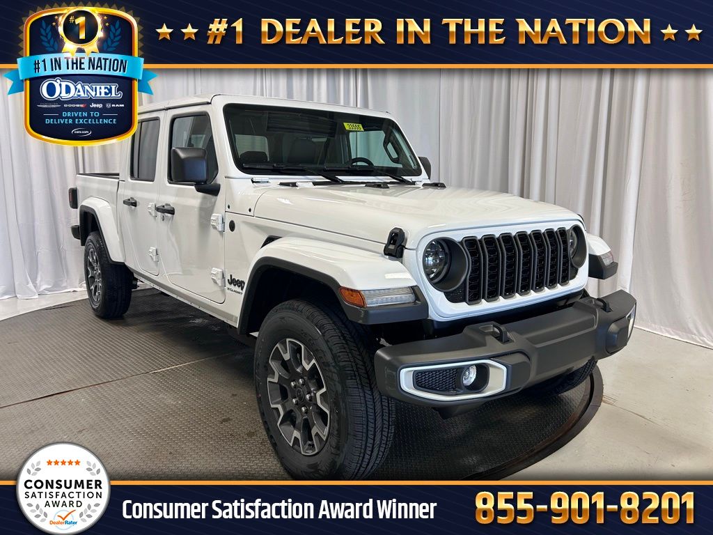 2026 Jeep Gladiator Sahara Auto's photo