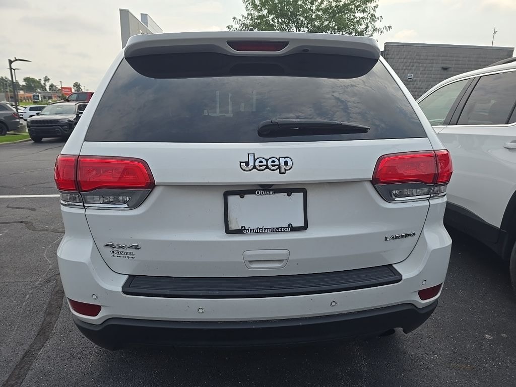 Used 2018 Jeep Grand Cherokee Laredo 4x4 SUV
