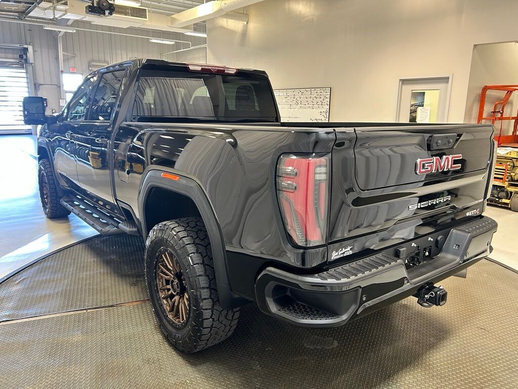 Used 2025 GMC Sierra 2500 HD AT4 Truck Crew Cab