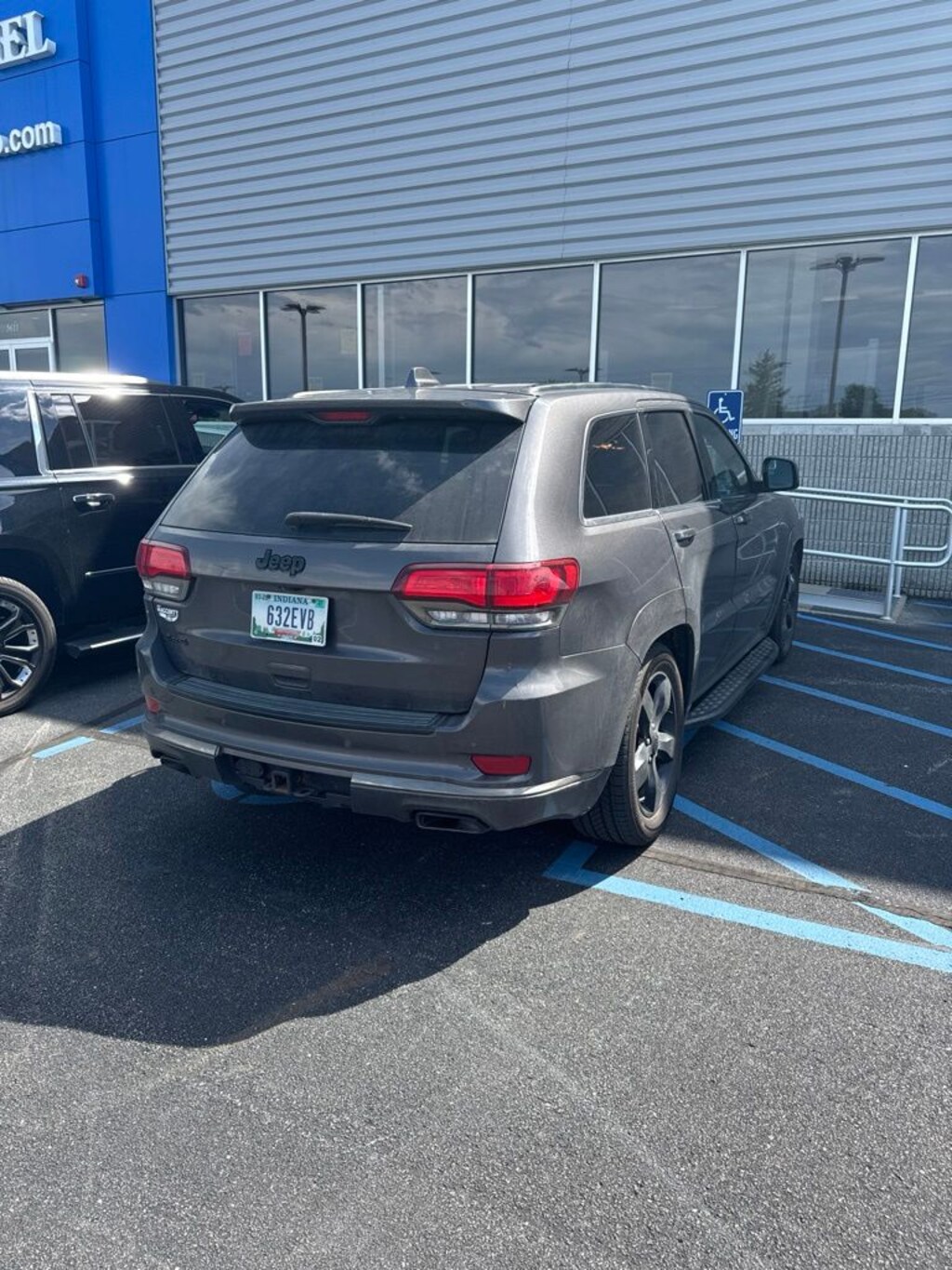 Used 2016 Jeep Grand Cherokee Overland 4x4 SUV