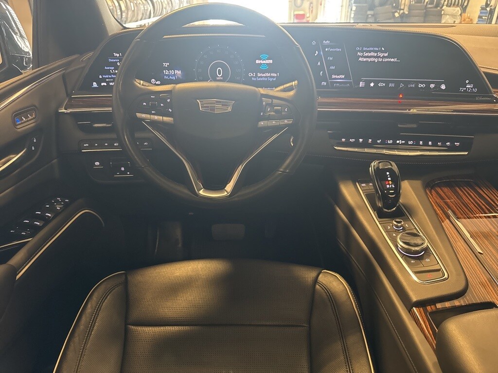2021 Cadillac Escalade Premium Luxury photo 4