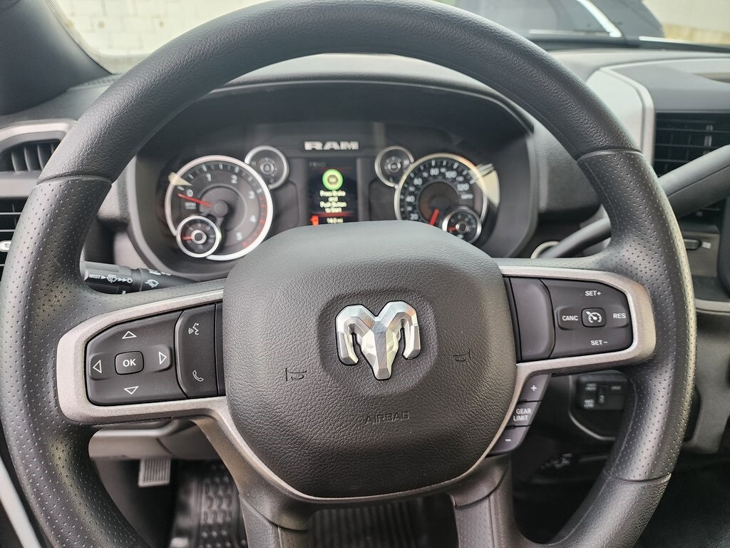 2024 Ram 5500 Tradesman SLT photo 2