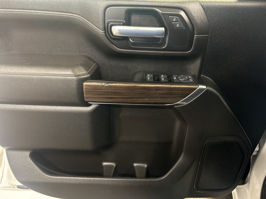 2022 Chevrolet Silverado 2500HD LT photo 4