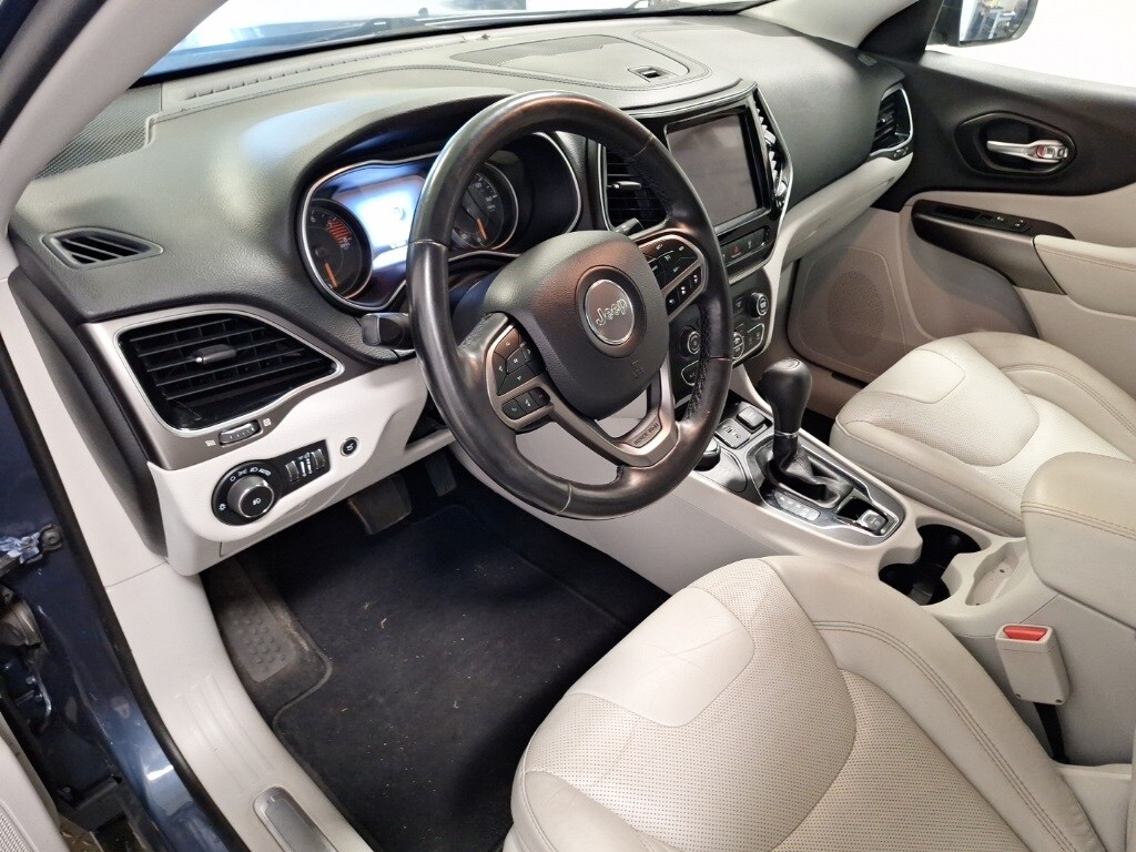 2021 Jeep Cherokee Limited photo 2