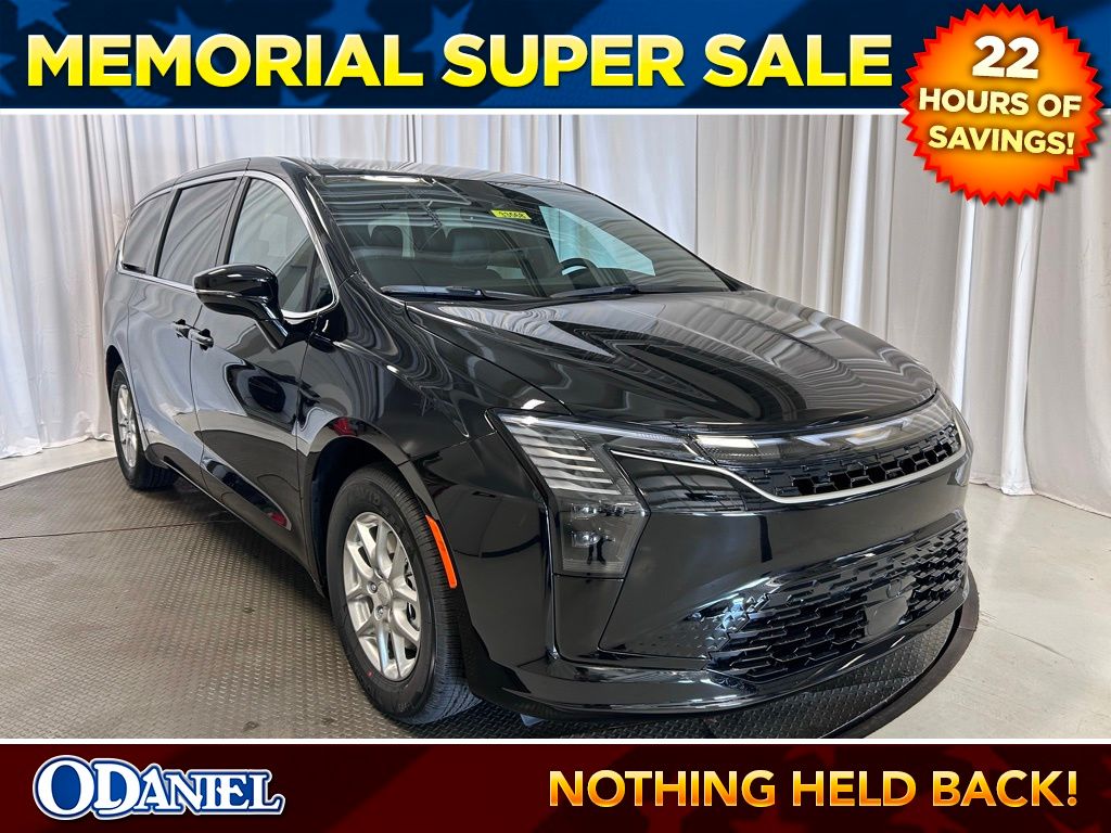 2027 Chrysler Pacifica Select's photo