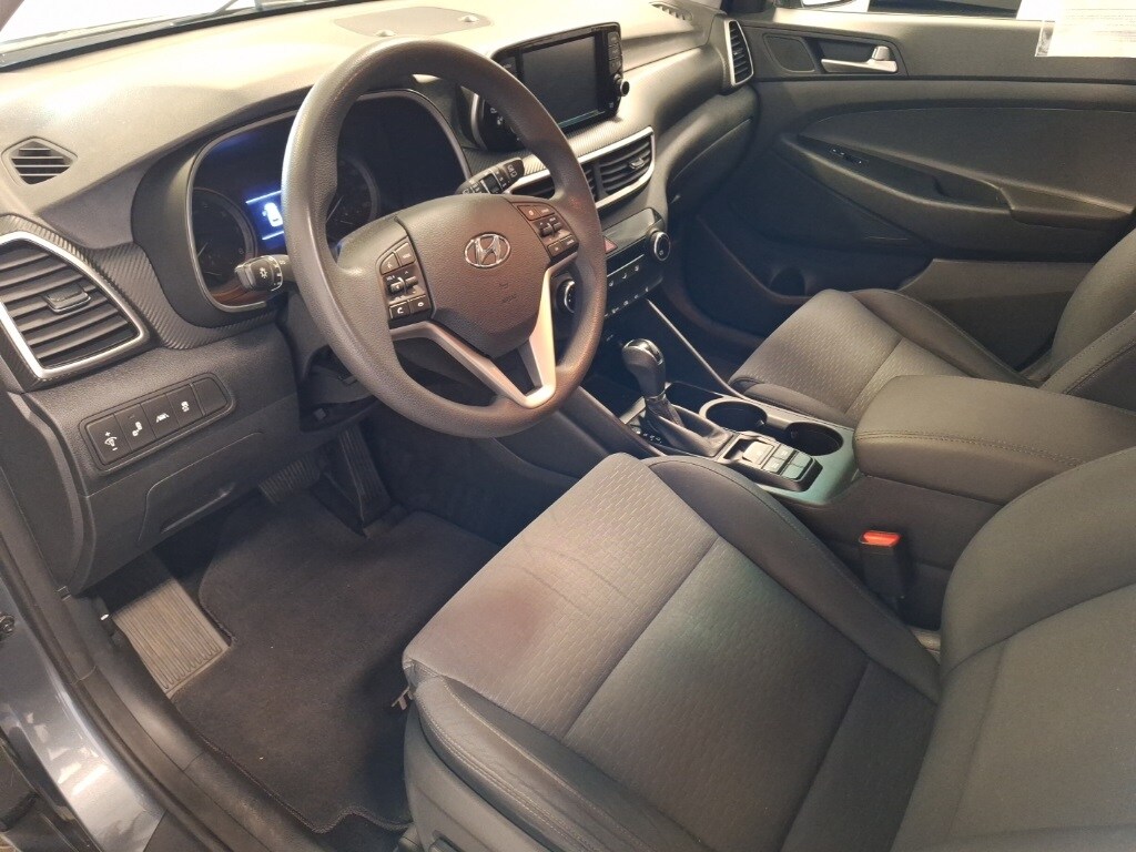 2021 Hyundai Tucson Value photo 2