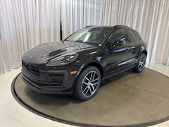 2025 Porsche Macan SUV