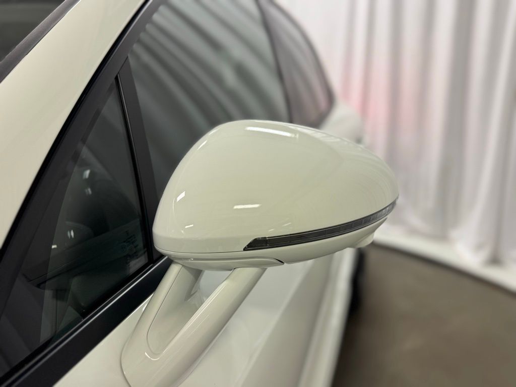 2026 Porsche Macan Base - Photo 43