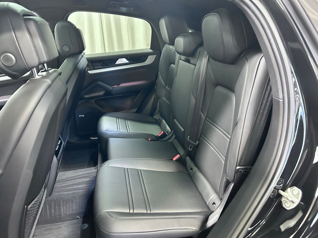 2026 Porsche Cayenne Coup Base - Photo 28