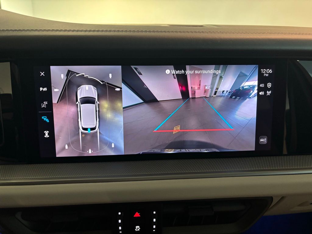 2025 Porsche Cayenne Base - Photo 24