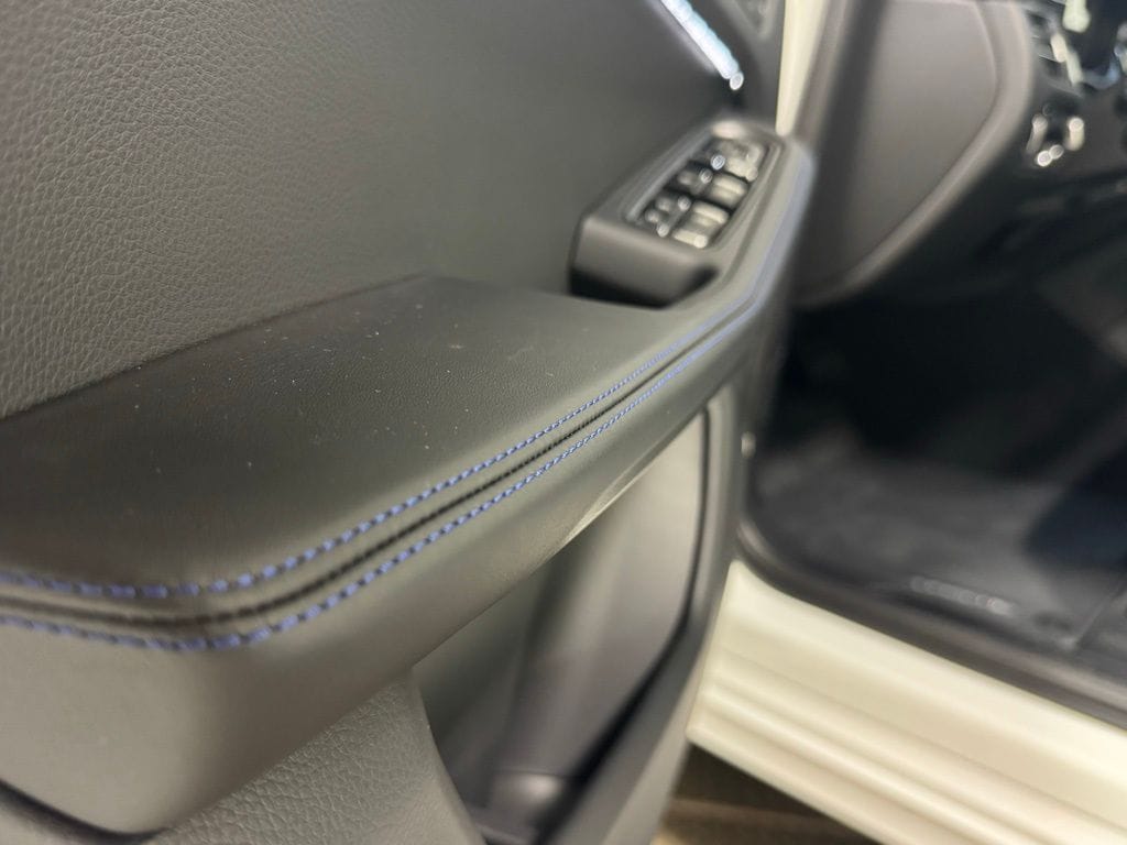 2026 Porsche Macan Base - Photo 10