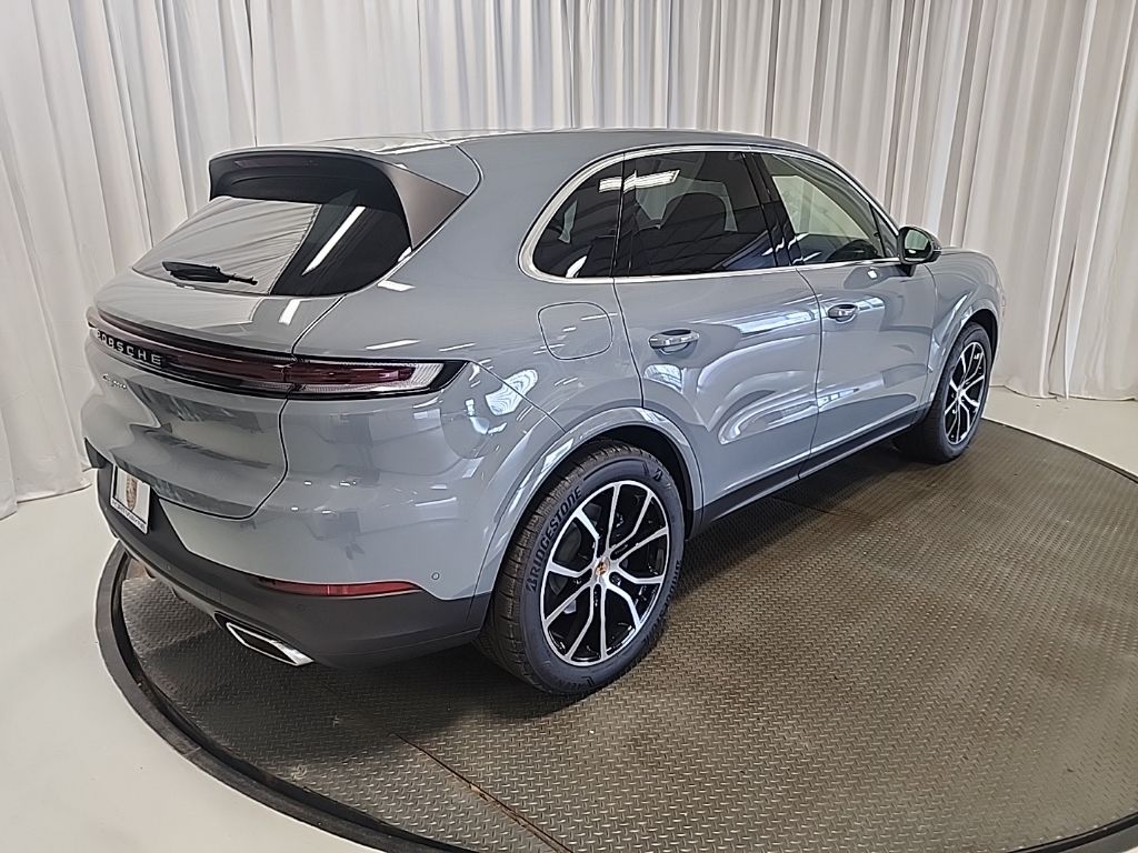 2025 Porsche Cayenne Base - Photo 36
