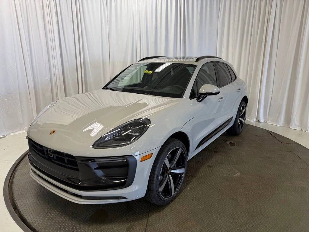 2026 Porsche Macan Base - Photo 35