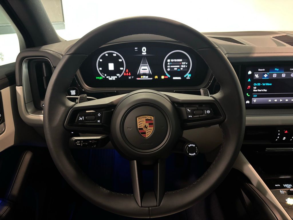 2025 Porsche Cayenne Base - Photo 14