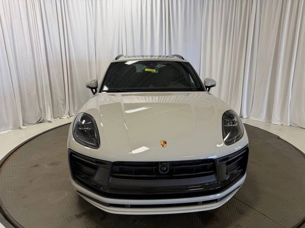 2026 Porsche Macan Base - Photo 32