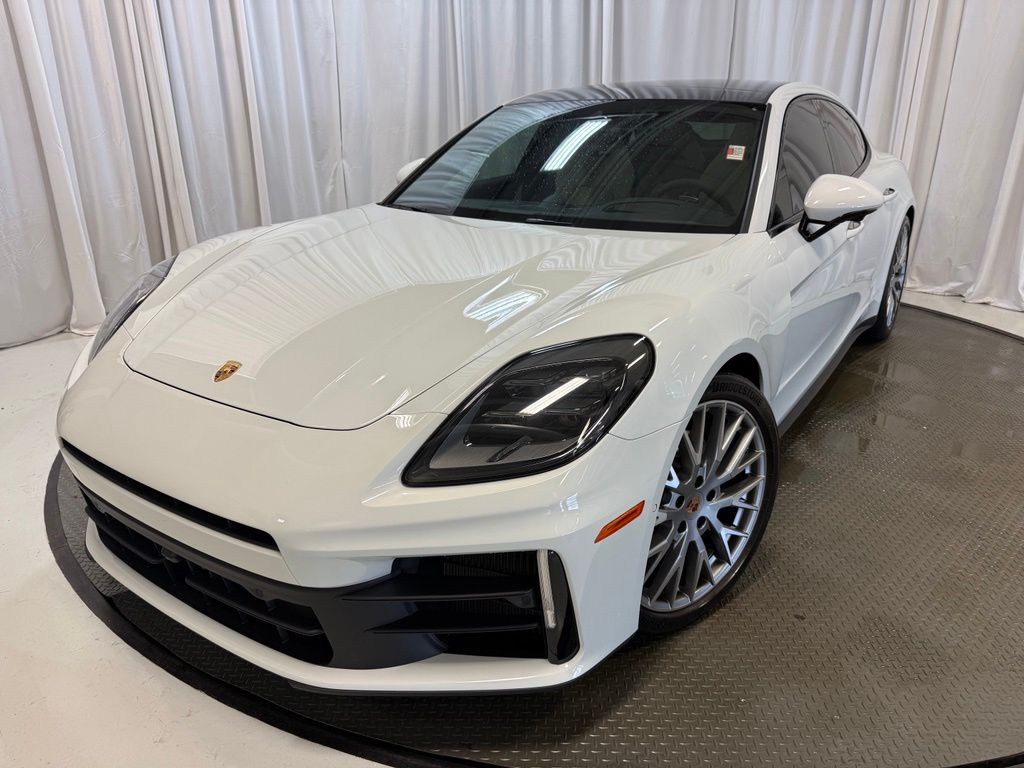 2026 Porsche Panamera Base