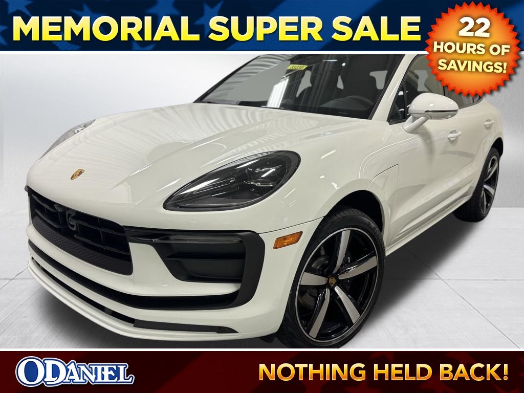 2026 Porsche Macan's photo