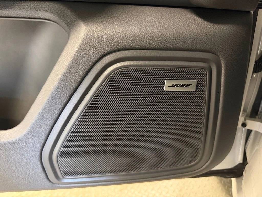 2026 Porsche Macan Base - Photo 9