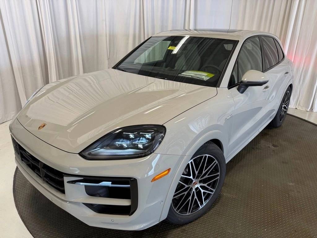 Certified 2026 Porsche Cayenne E-Hybrid SUV