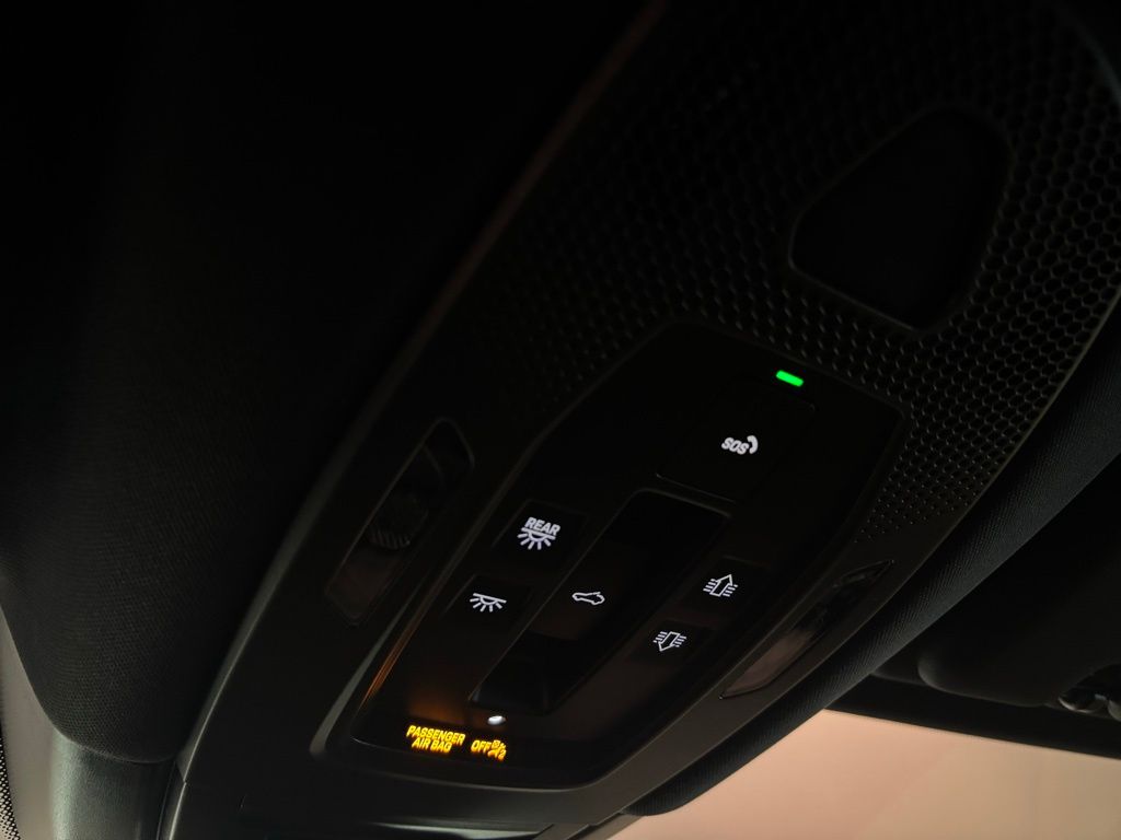 2025 Porsche Cayenne Base - Photo 26