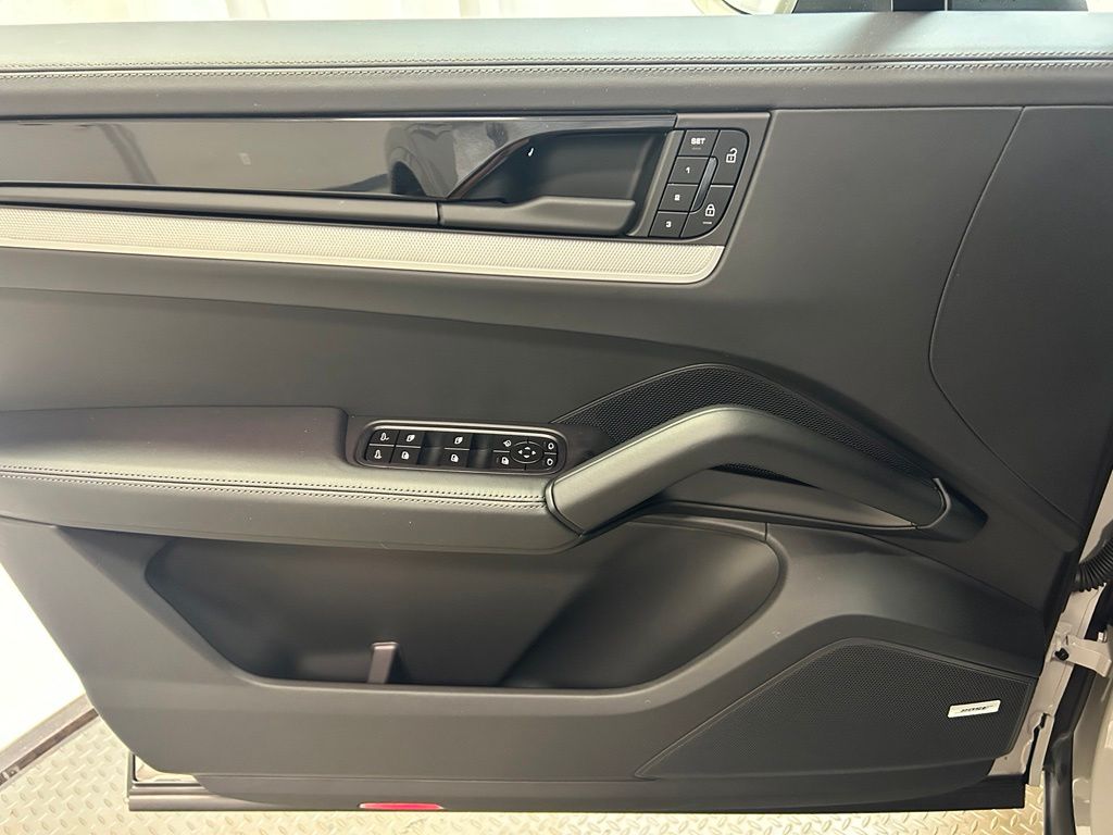 2026 Porsche Cayenne Coup Base - Photo 6