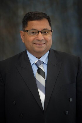 Staff member Anwar from a62cbdc48302