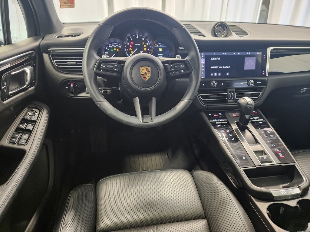 Certified 2022 Porsche Macan Base with VIN WP1AA2A51NLB06775 for sale in Fort Wayne, IN