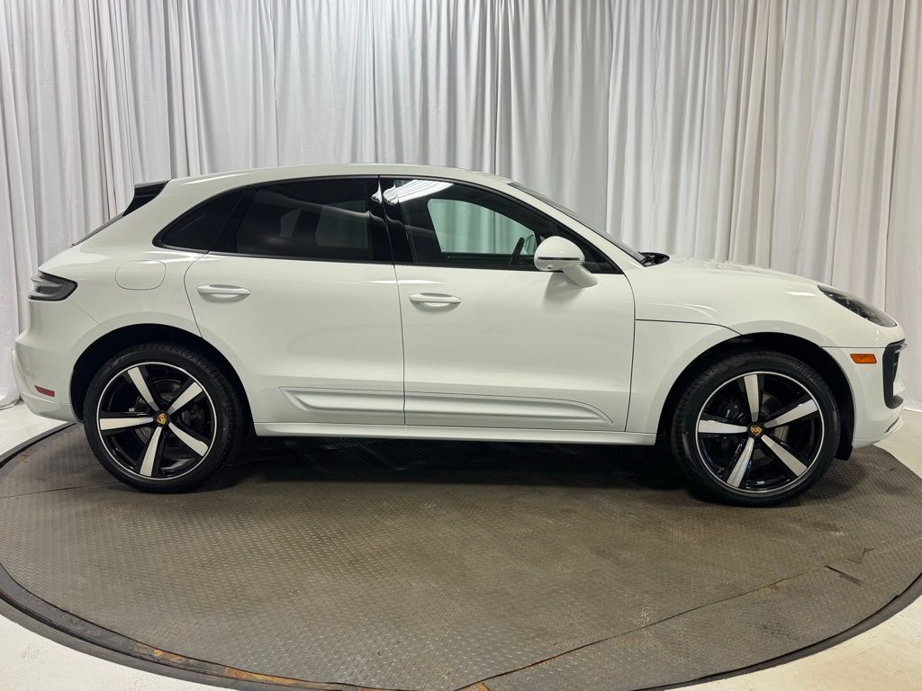 2026 Porsche Macan Base - Photo 39