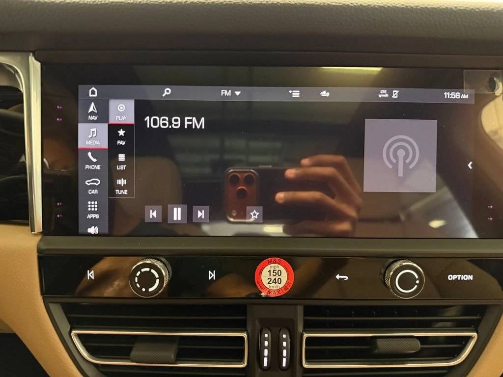 2026 Porsche Macan Base - Photo 20