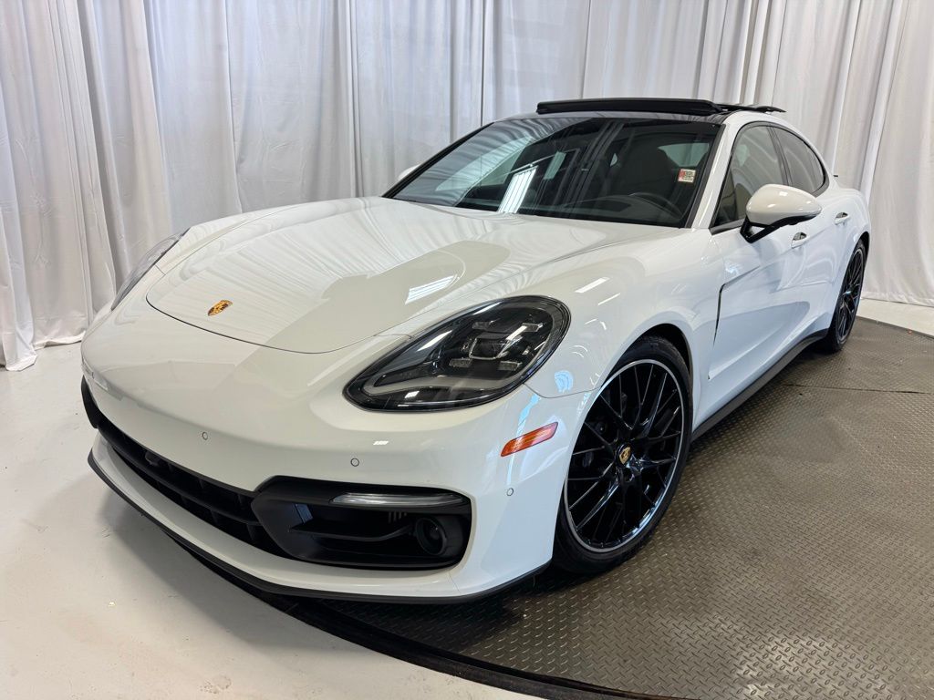 2023 Porsche Panamera 4 Platinum Edition Hatchback