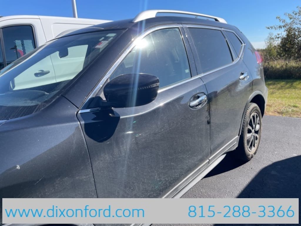 Used 2020 Nissan Rogue SV SUV