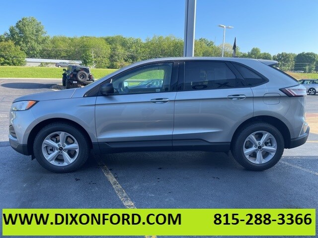 2024 Ford Edge SE photo 4