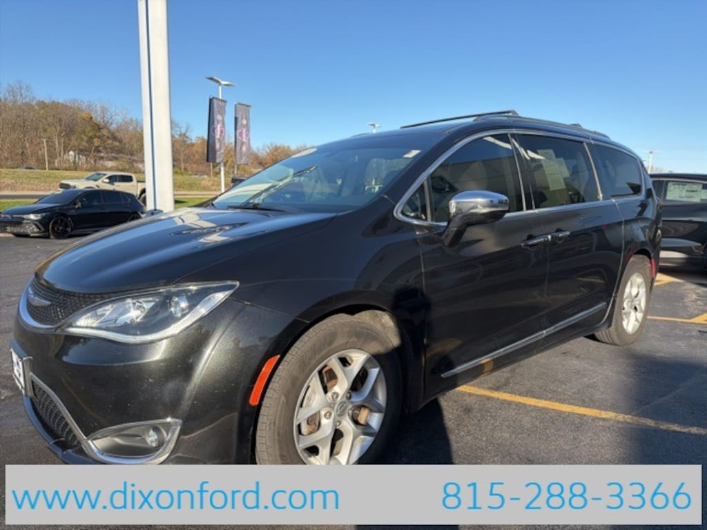 Used 2020 Chrysler Pacifica Limited Minivan/Van