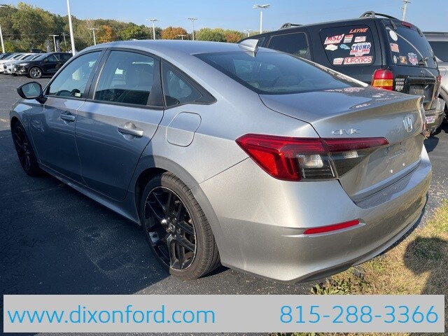 2022 Honda Civic Sport photo 3